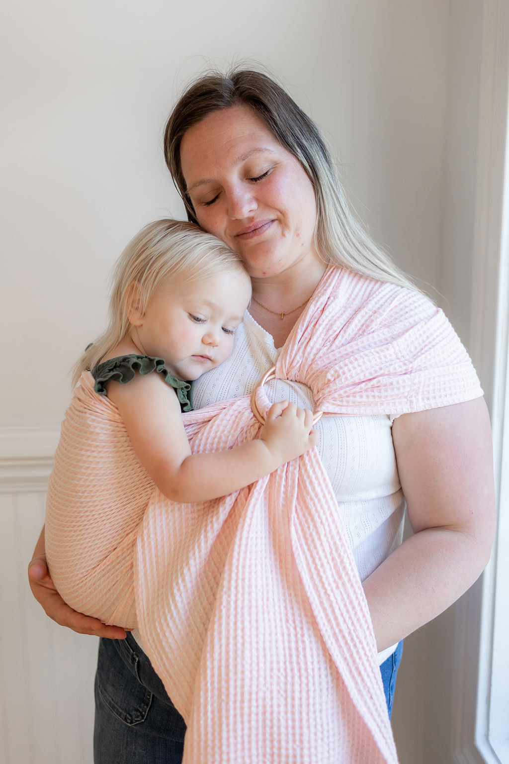 Emmylou Ring Sling
